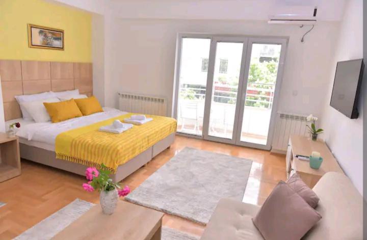 סקופיה Milica Apartments מראה חיצוני תמונה