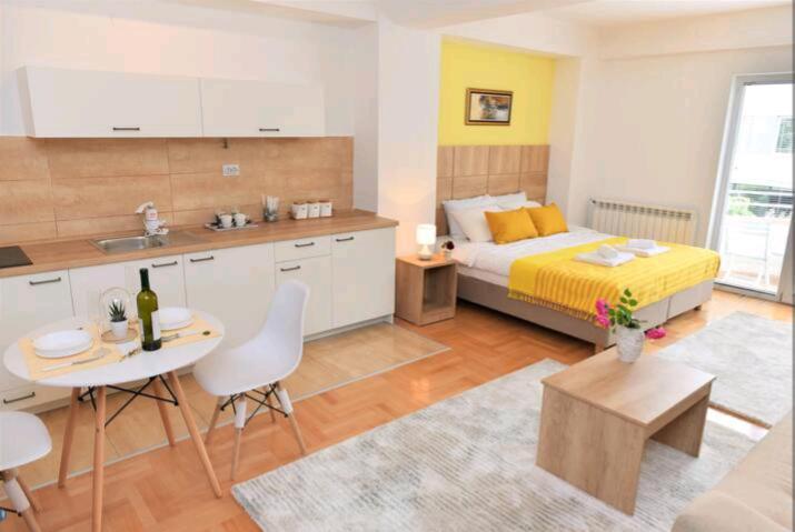 סקופיה Milica Apartments מראה חיצוני תמונה